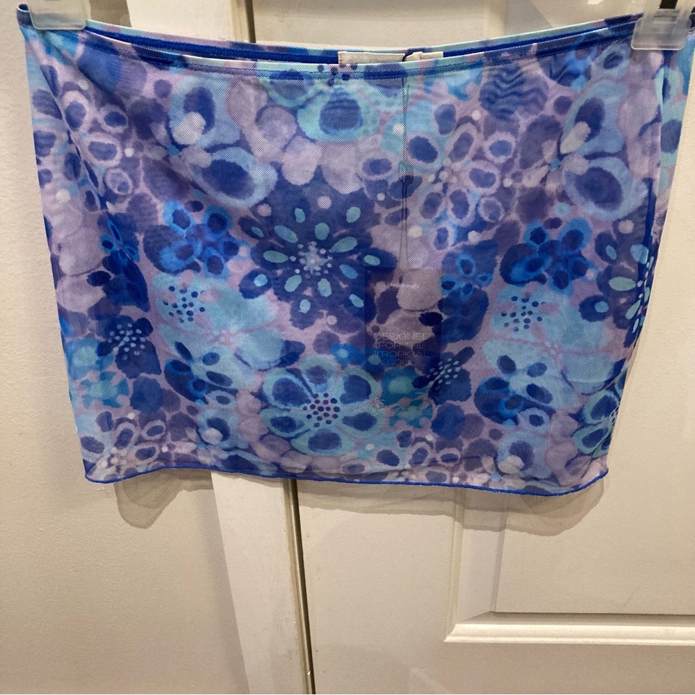 Cassie Laser Cut Crop Top with Mini Skirt Set NWT - Picture 11 of 14